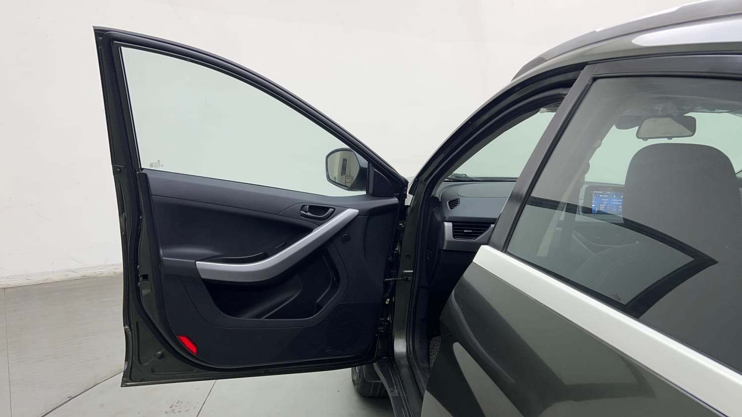 Used 2023 Tata Nexon XM Plus (S) Petrol Manual interior LEFT FRONT DOOR OPEN VIEW