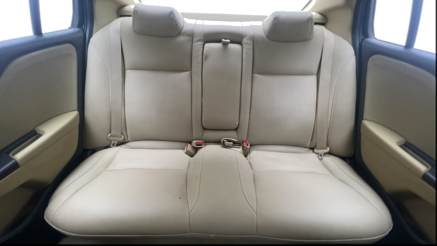 Used 2023 Honda City 4th Generation V Petrol Petrol Manual interior REAR SEAT CONDITION VIEW