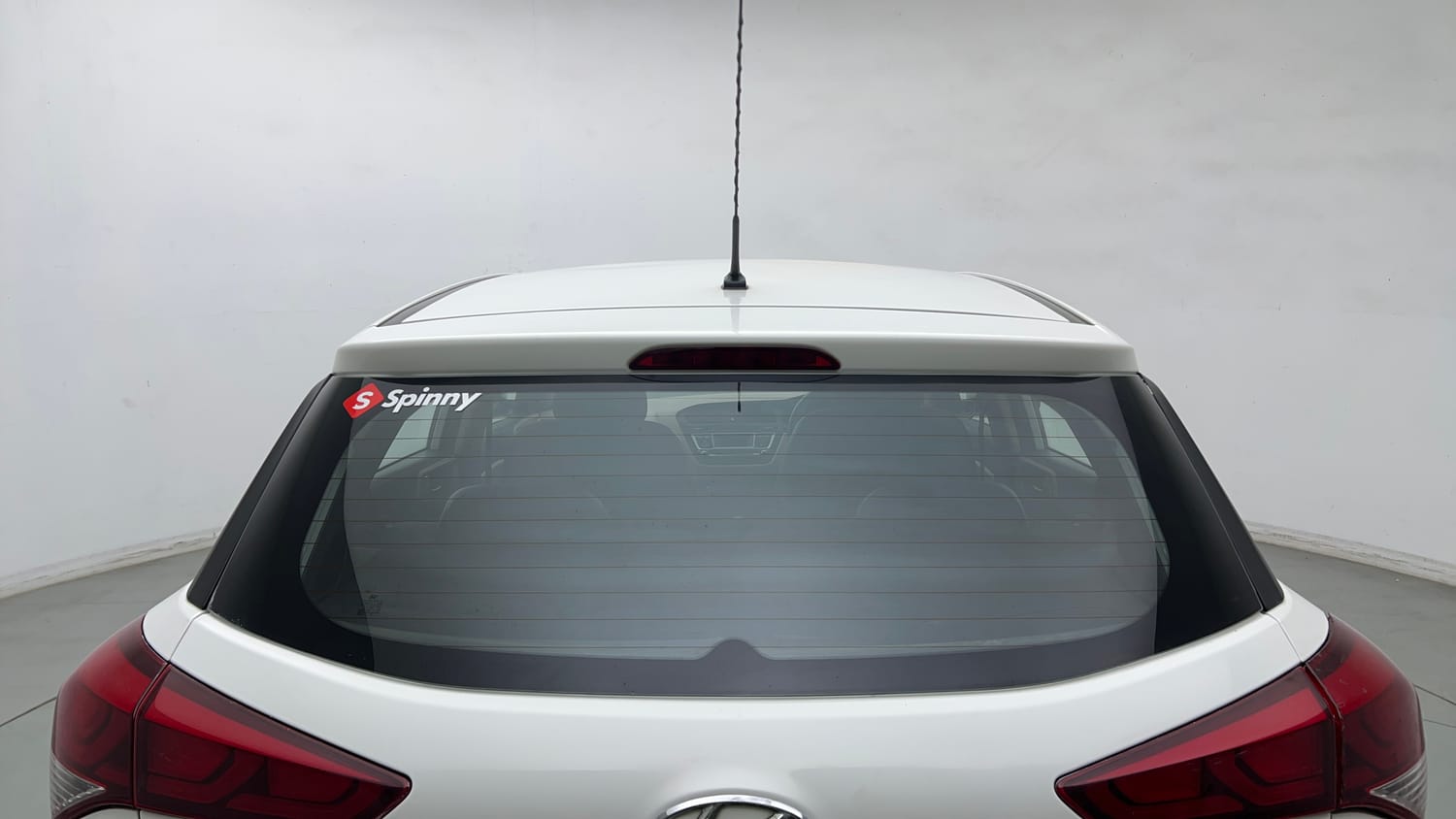 Used 2015 Hyundai Elite i20 Sportz 1.2 Petrol Manual exterior BACK WINDSHIELD VIEW