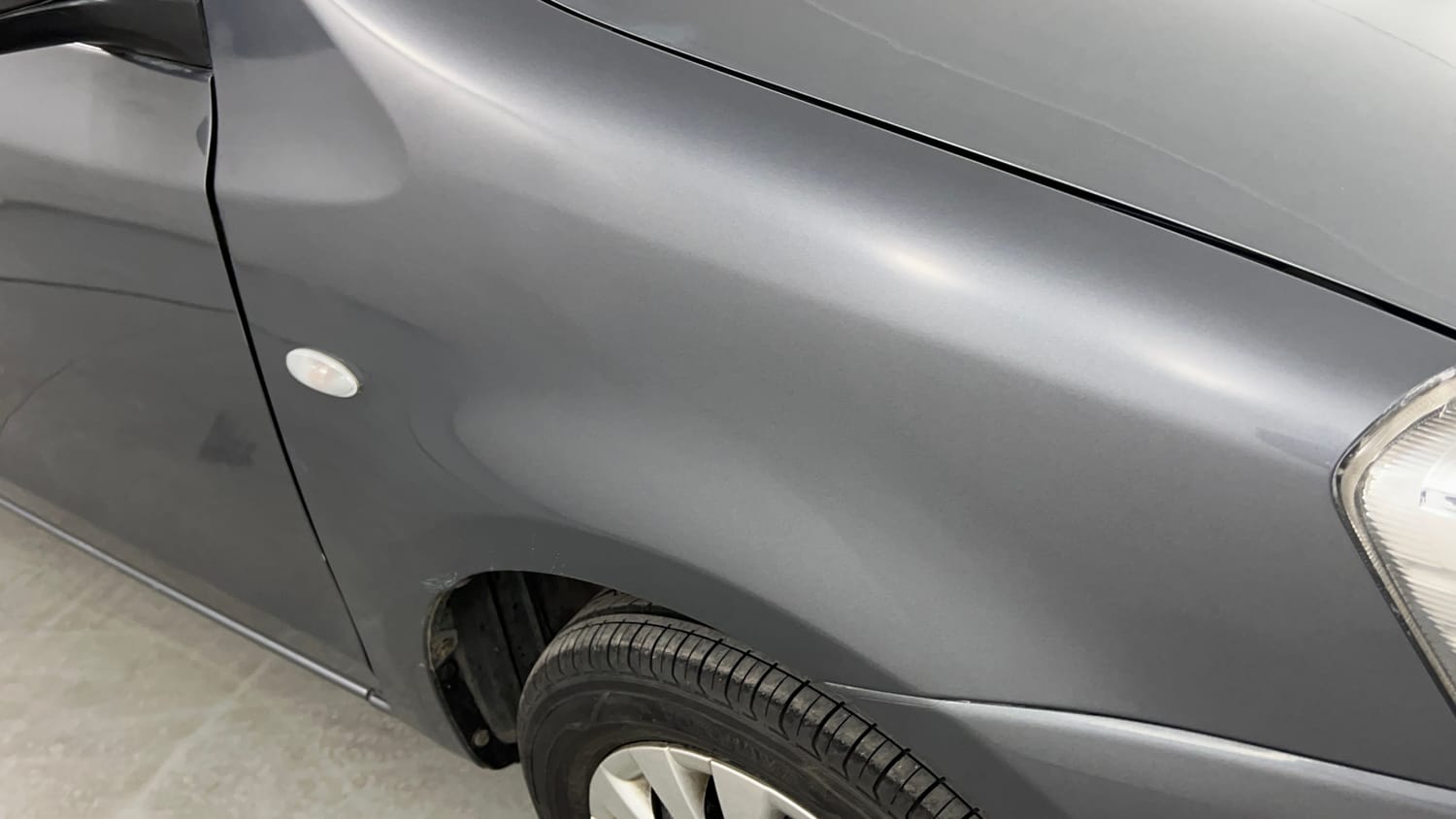 Used 2013 Toyota Etios Liva G Petrol Manual dents MINOR DENT