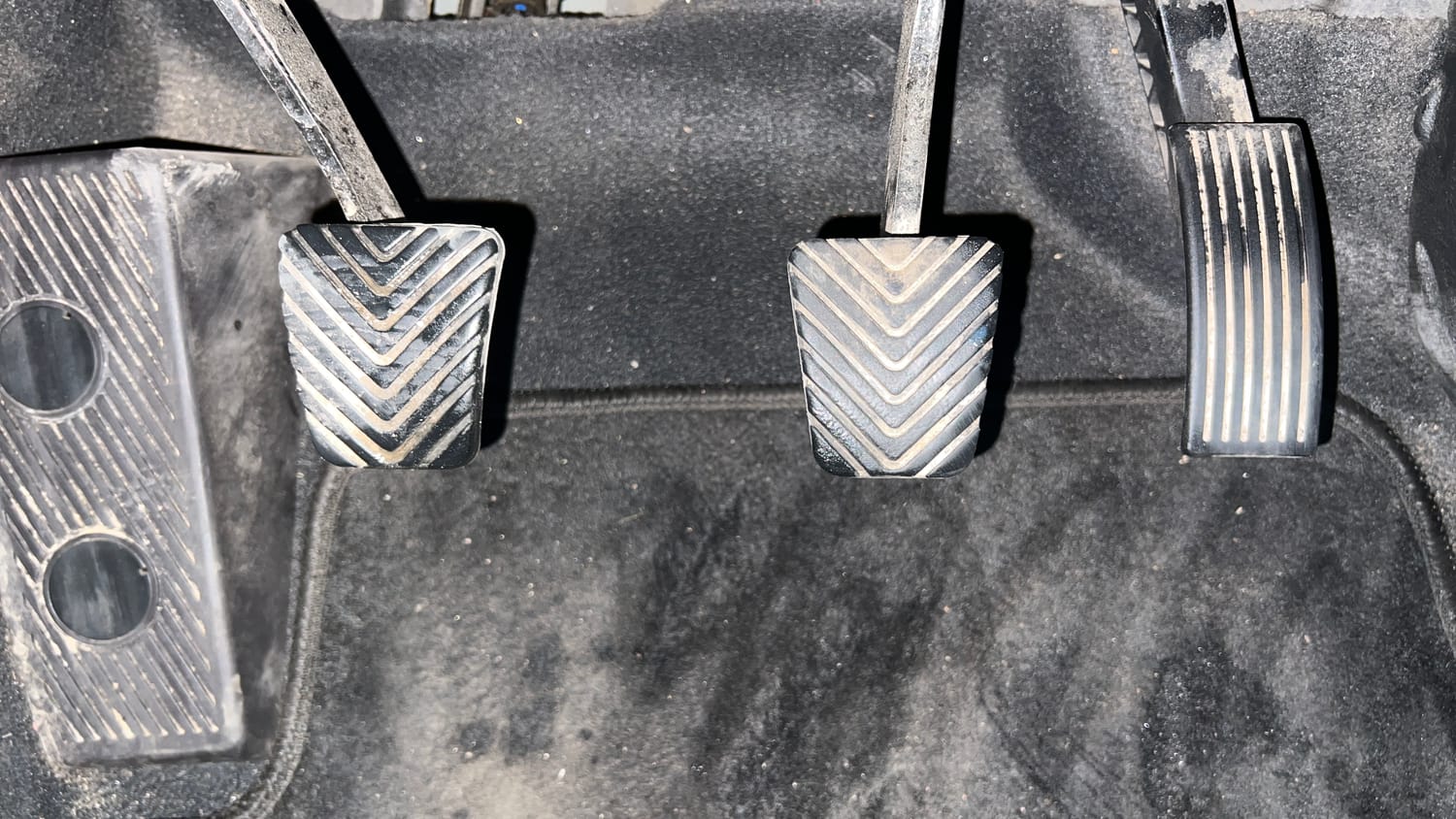 Used 2015 Hyundai Elite i20 Sportz 1.2 Petrol Manual interior PEDALS VIEW
