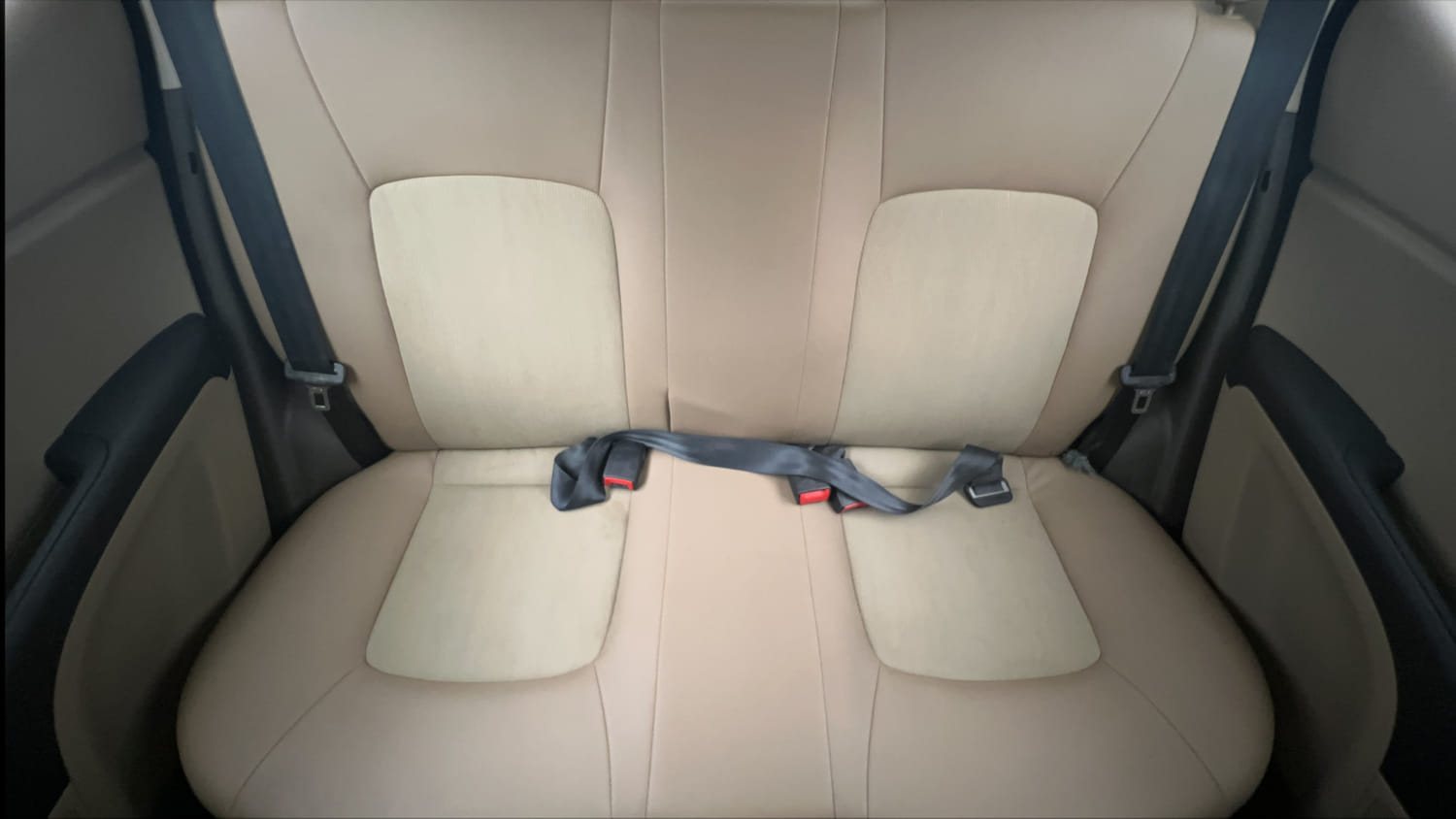 Used 2016 Hyundai i10 Sportz 1.1 iRDE2 Petrol Manual interior REAR SEAT CONDITION VIEW