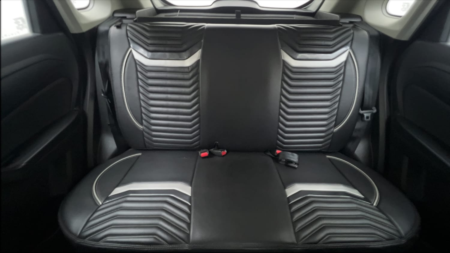 Used 2021 maruti-suzuki Vitara Brezza LXi Petrol Manual interior REAR SEAT CONDITION VIEW