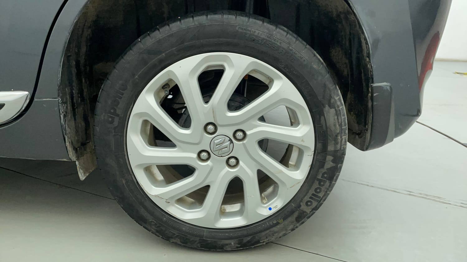 Used 2023 Maruti Suzuki Baleno Zeta MT CNG Cng Manual tyres LEFT REAR TYRE RIM VIEW