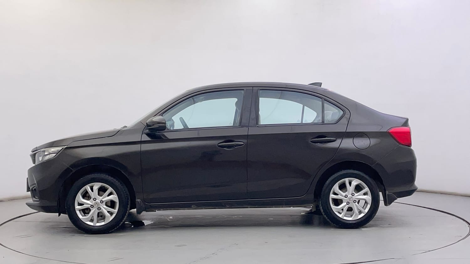 Used 2020 Honda Amaze 1.2 VX CVT Petrol Petrol Automatic exterior LEFT SIDE VIEW