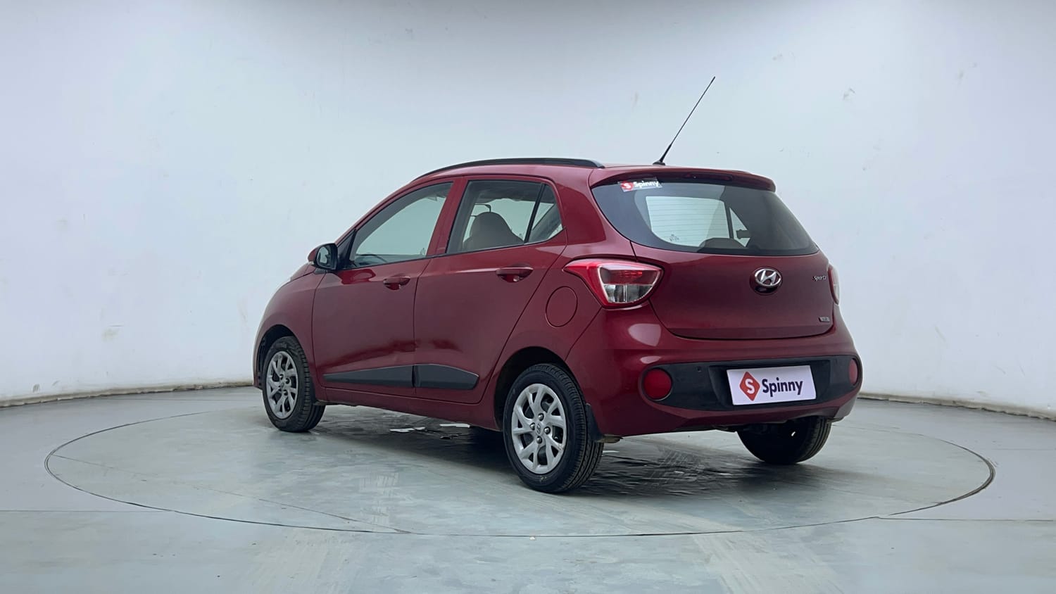 Used 2017 Hyundai Grand i10 Sportz (O) 1.2 Kappa VTVT Petrol Manual exterior LEFT REAR CORNER VIEW