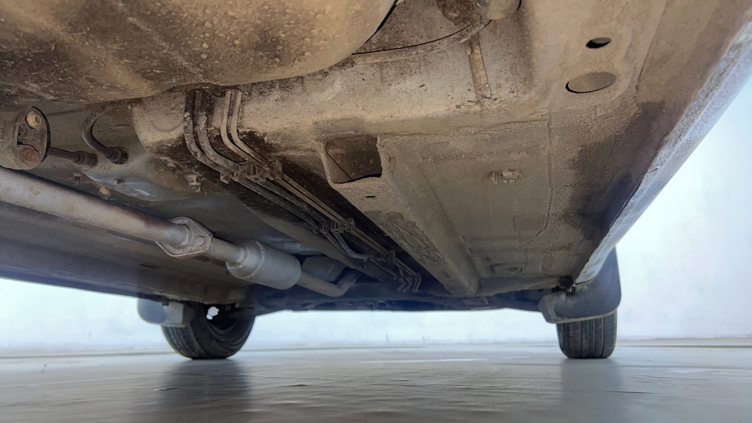 Used 2018 Datsun Redi-GO T (O) Petrol Manual extra REAR RIGHT UNDERBODY VIEW
