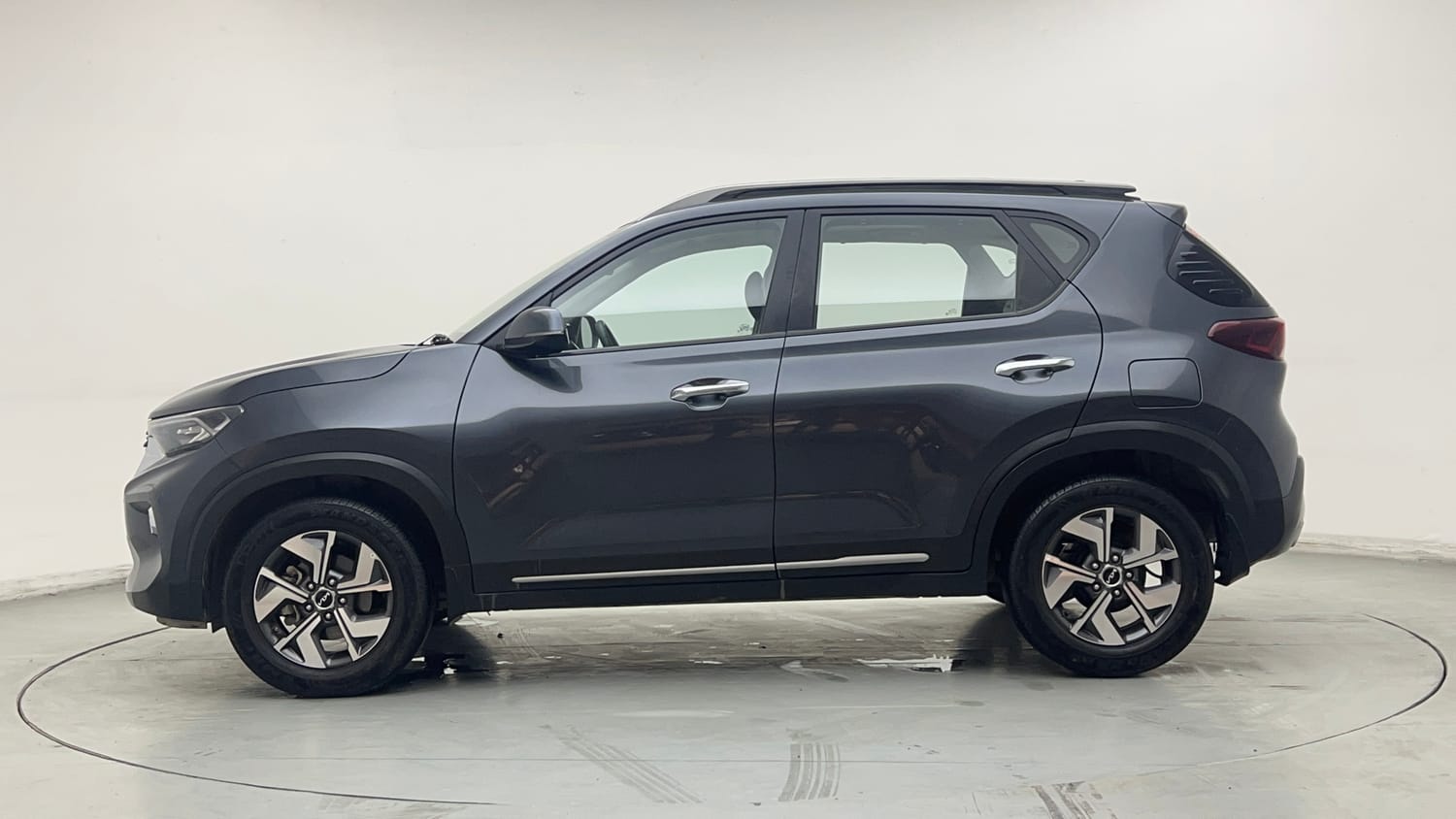 Used 2023 Kia Sonet HTX 1.0 Turbo Petrol DCT Petrol Automatic exterior LEFT SIDE VIEW