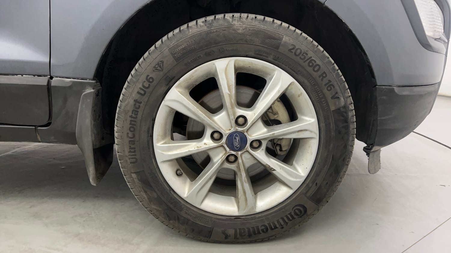 Used 2018 Ford EcoSport Titanium 1.5L TDCi Diesel Manual tyres RIGHT FRONT TYRE RIM VIEW