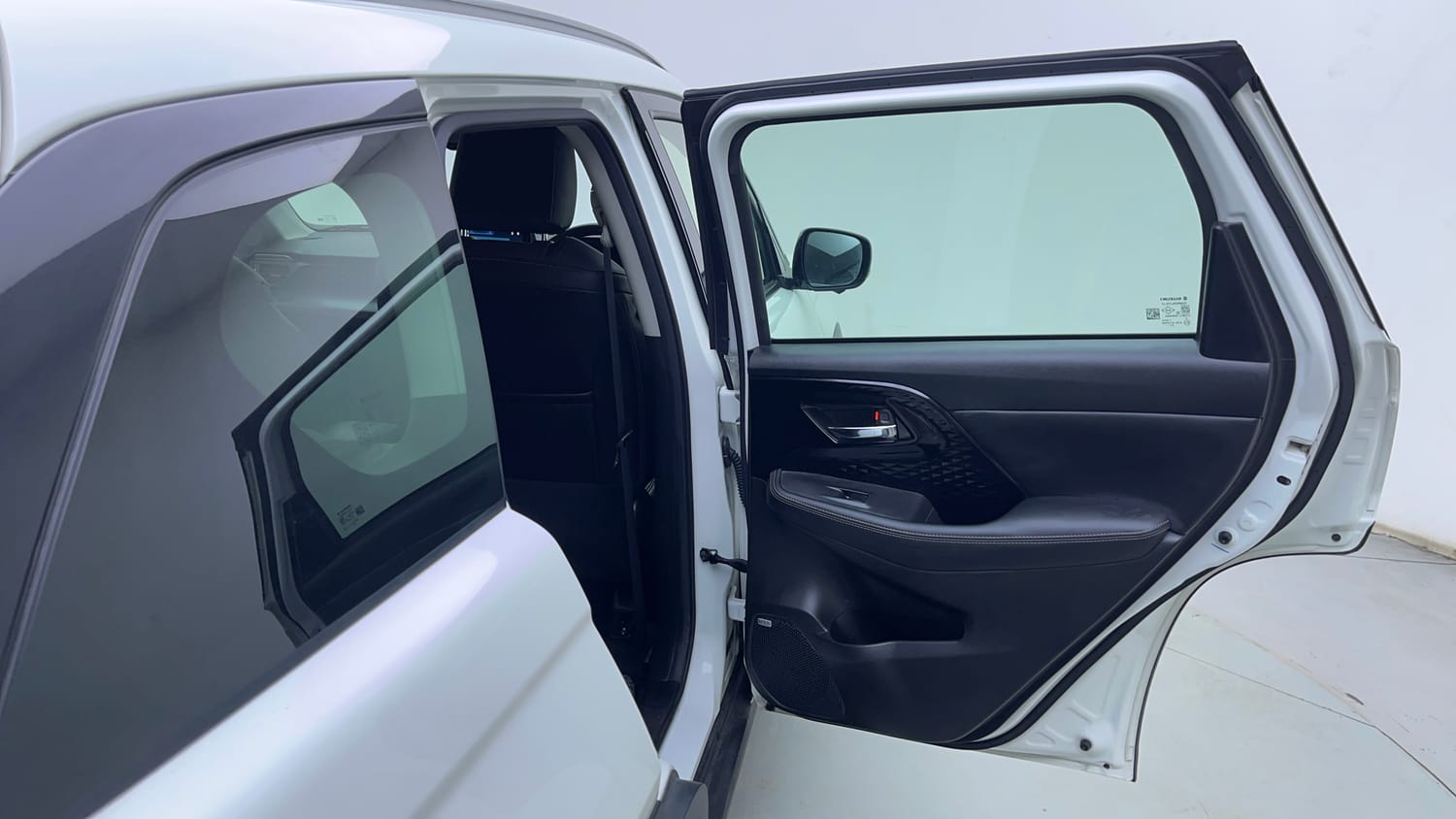 Used 2025 Maruti Suzuki Victoris ZXI+ THS 2W Hybrid Automatic interior RIGHT REAR DOOR OPEN VIEW