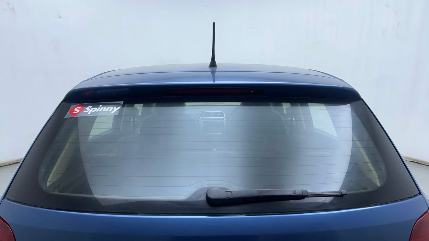 Used 2017 Volkswagen Polo Highline1.2L (P) Petrol Manual exterior BACK WINDSHIELD VIEW