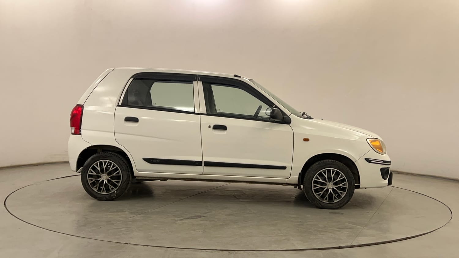 Used 2014 Maruti Suzuki Alto K10 VXi Petrol Manual exterior RIGHT SIDE VIEW