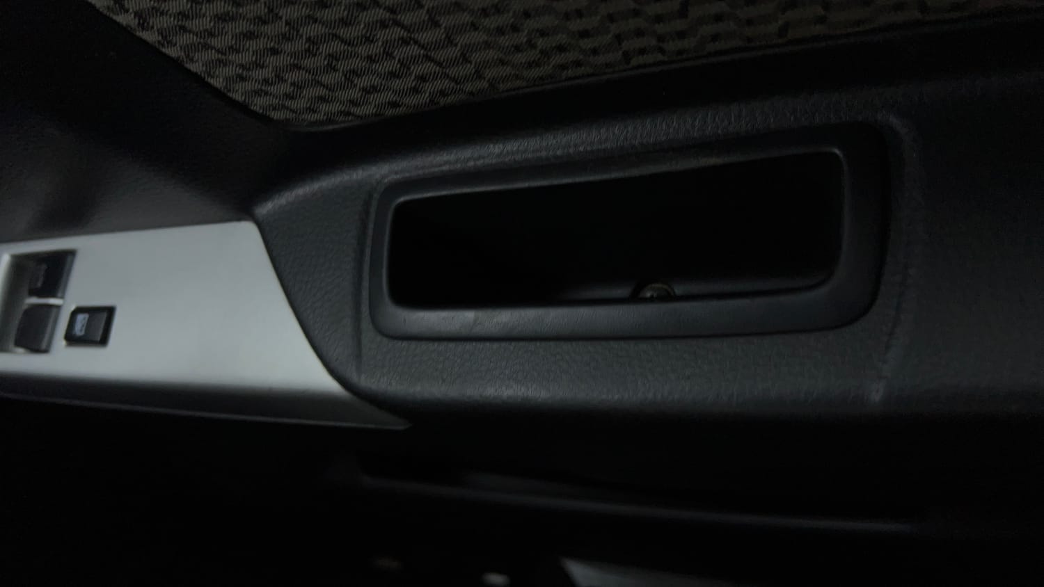 Used 2015 Maruti Suzuki Wagon R LXI Petrol Manual top_features Door pockets