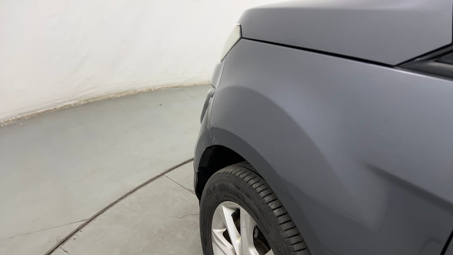 Used 2018 Ford EcoSport Titanium 1.5L TDCi Diesel Manual dents MINOR SCRATCH