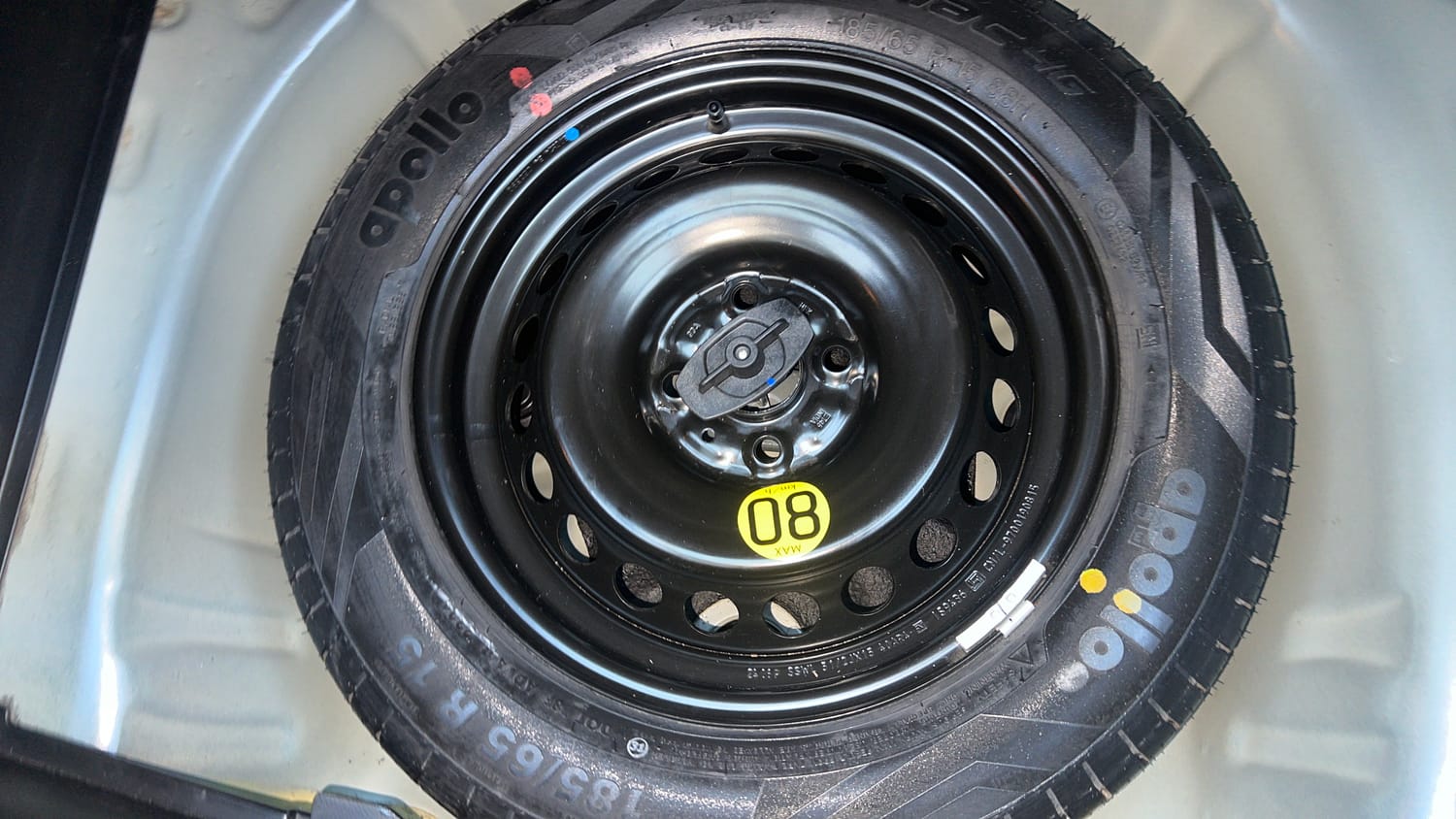 Used 2024 Maruti Suzuki Baleno Zeta AGS Petrol Automatic tyres SPARE TYRE VIEW