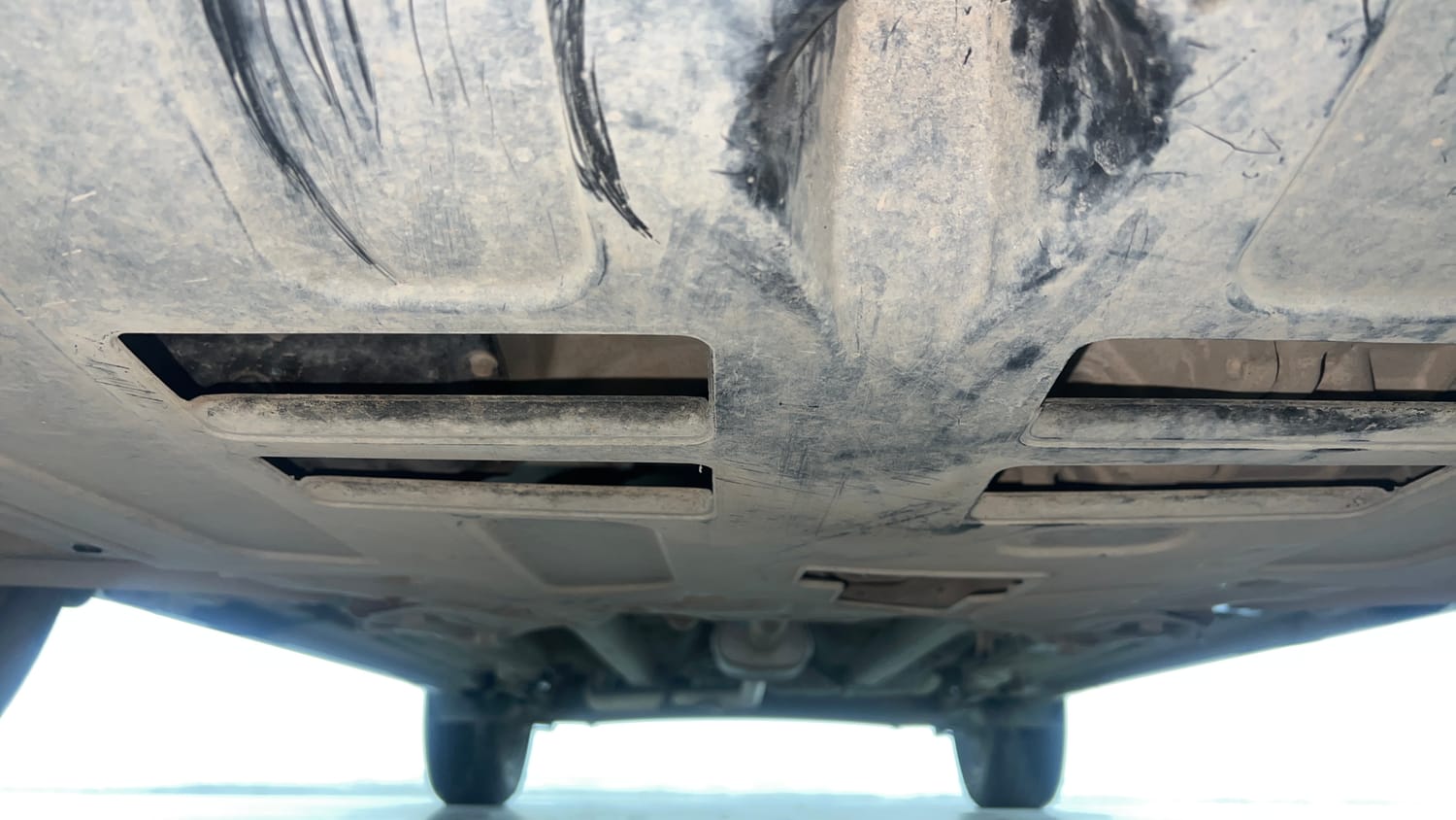 Used 2019 Hyundai Creta SX 1.6 AT Petrol Petrol Automatic extra FRONT LEFT UNDERBODY VIEW