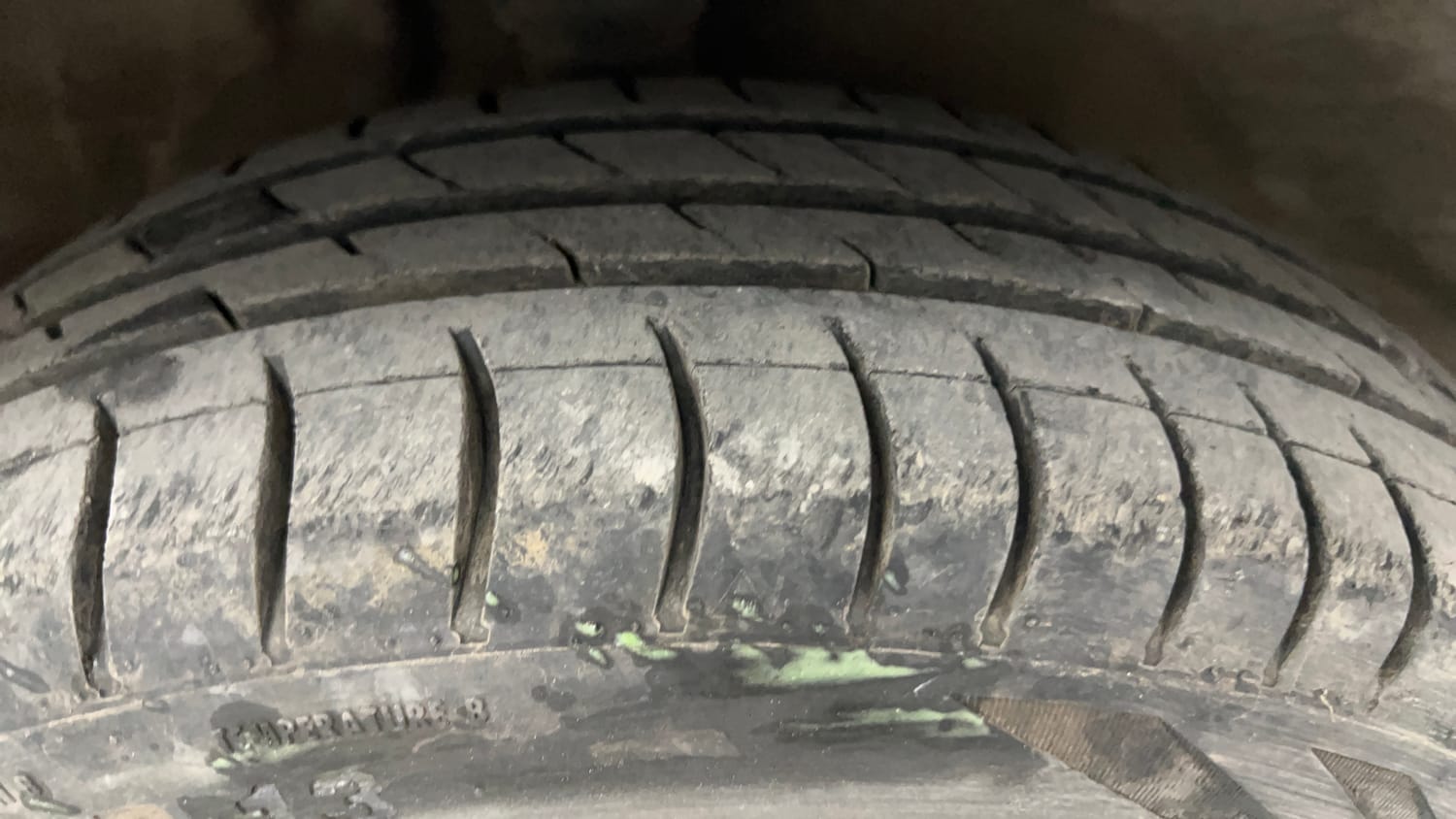 Used 2014 Maruti Suzuki Alto K10 VXi Petrol Manual tyres RIGHT FRONT TYRE TREAD VIEW