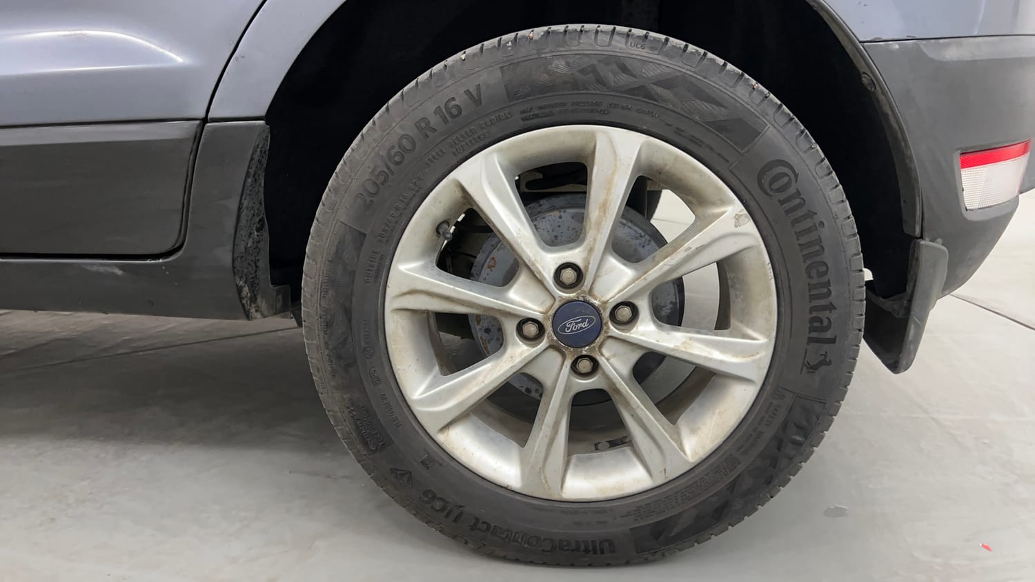 Used 2018 Ford EcoSport Titanium 1.5L TDCi Diesel Manual tyres LEFT REAR TYRE RIM VIEW