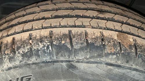 Used 2022 Tata Punch Accomplished Dazzle Pack MT Petrol Manual tyres RIGHT REAR TYRE TREAD VIEW
