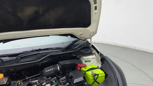 Used 2022 Tata Altroz XT Petrol Petrol Manual engine ENGINE LEFT SIDE HINGE & APRON VIEW