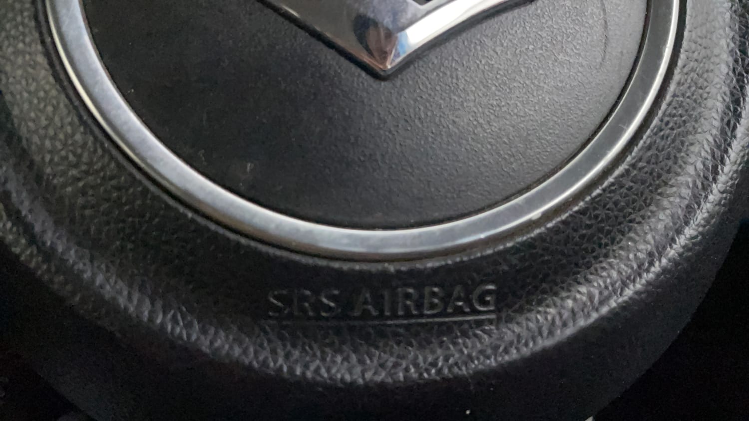 Used 2023 Maruti Suzuki Baleno Zeta MT CNG Cng Manual top_features Airbags