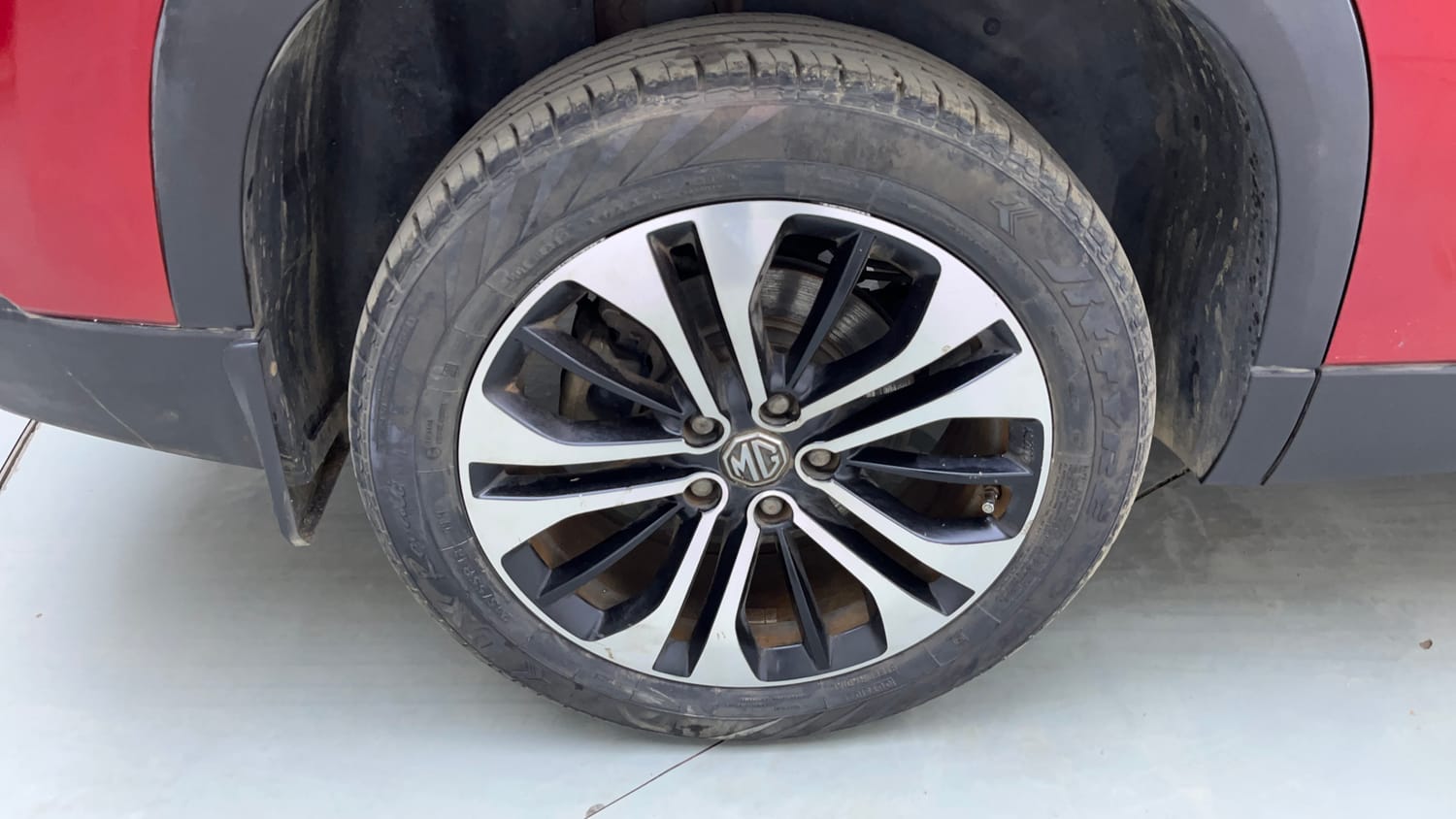 Used 2021 MG Motors Hector Sharp 1.5 Petrol Turbo DCT Petrol Automatic tyres RIGHT REAR TYRE RIM VIEW