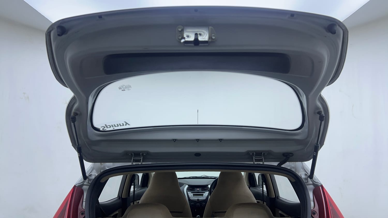 Used 2015 Hyundai Eon D-Lite + Petrol Manual interior DICKY DOOR OPEN VIEW