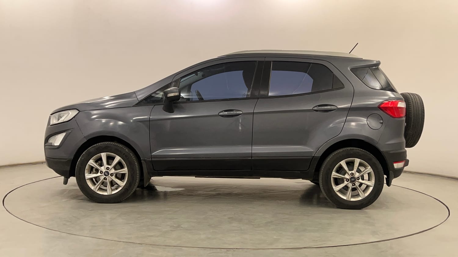 Used 2018 Ford EcoSport Titanium 1.5L TDCi Diesel Manual exterior LEFT SIDE VIEW