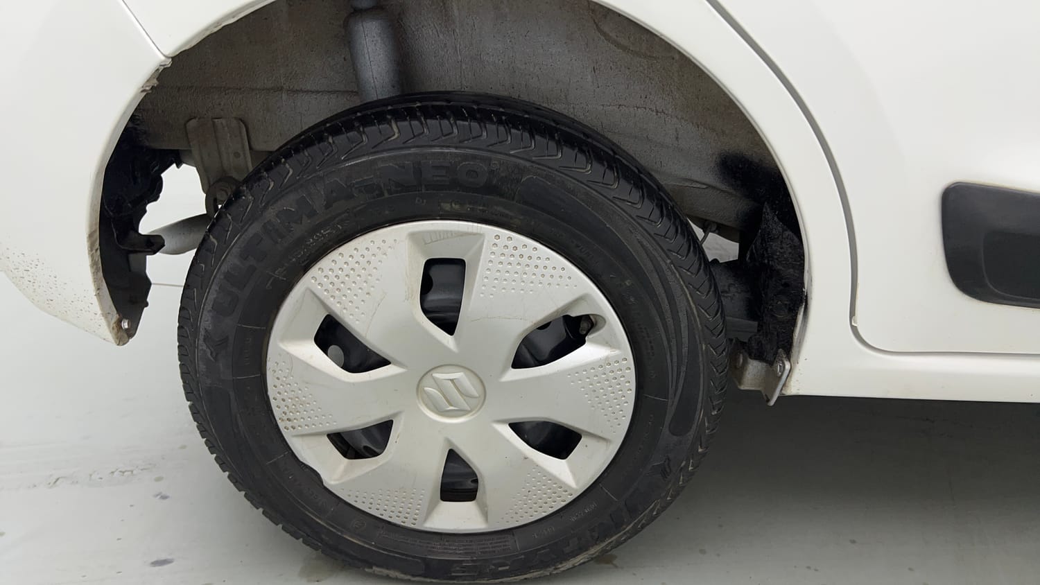 Used 2023 Maruti Suzuki Alto K10 VXi AGS Petrol Automatic tyres RIGHT REAR TYRE RIM VIEW