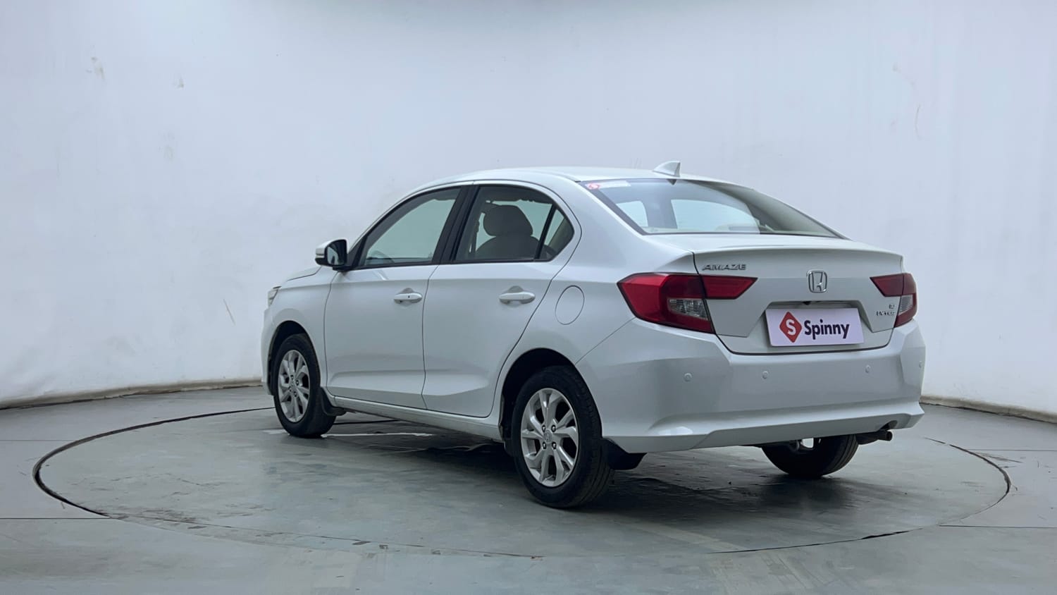 Used 2021 Honda Amaze 1.2 VX CVT Petrol Petrol Automatic exterior LEFT REAR CORNER VIEW