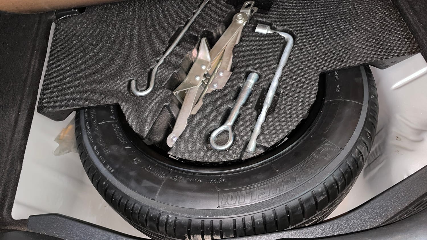 Used 2017 Honda WR-V S MT Petrol Petrol Manual tyres SPARE TYRE VIEW