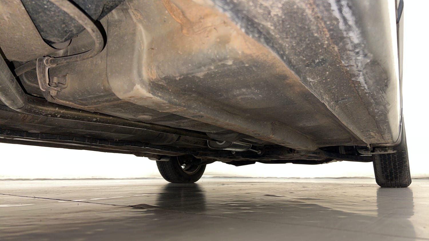 Used 2014 Hyundai Grand i10 Asta 1.2 Kappa VTVT Petrol Manual extra REAR RIGHT UNDERBODY VIEW