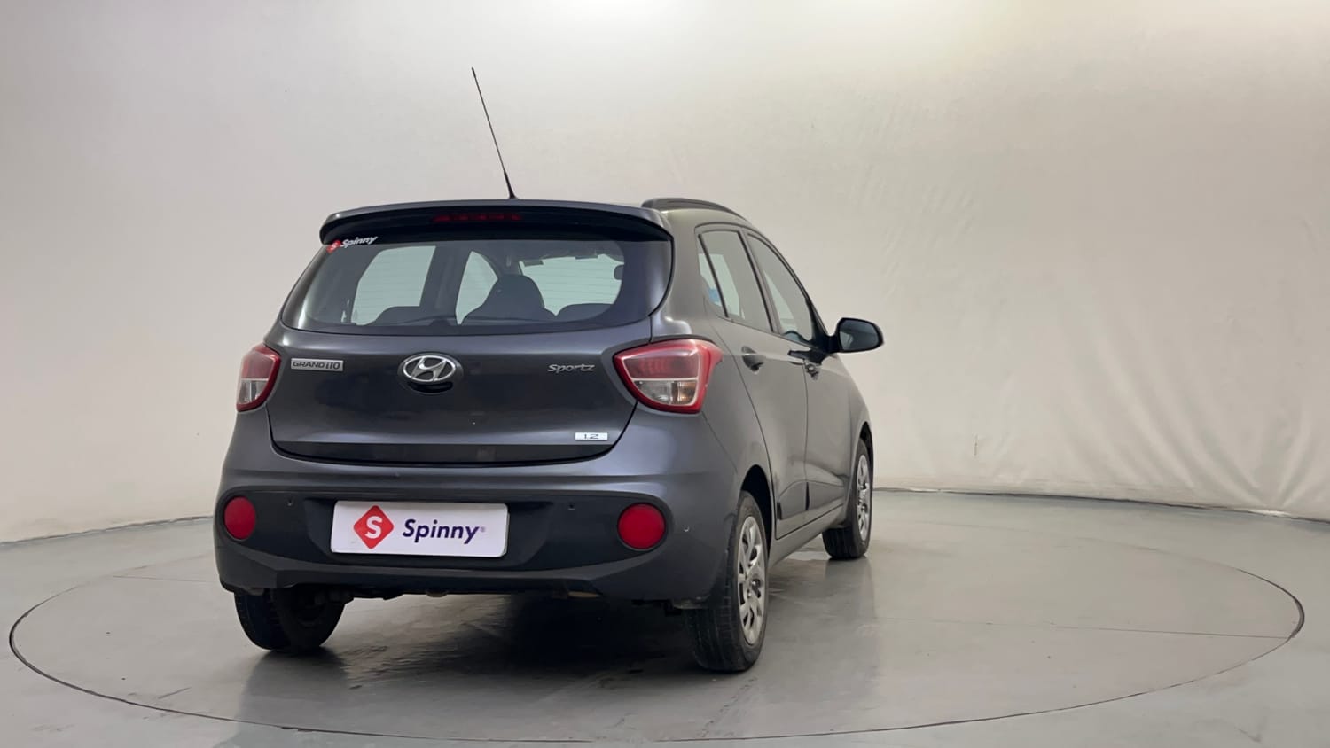 Used 2020 Hyundai Grand i10 Sportz 1.2 Kappa VTVT Petrol Manual exterior RIGHT REAR CORNER VIEW