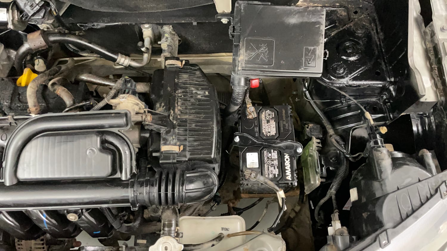 Used 2018 Renault Kwid 1.0 RXT Petrol Manual engine ENGINE LEFT SIDE VIEW