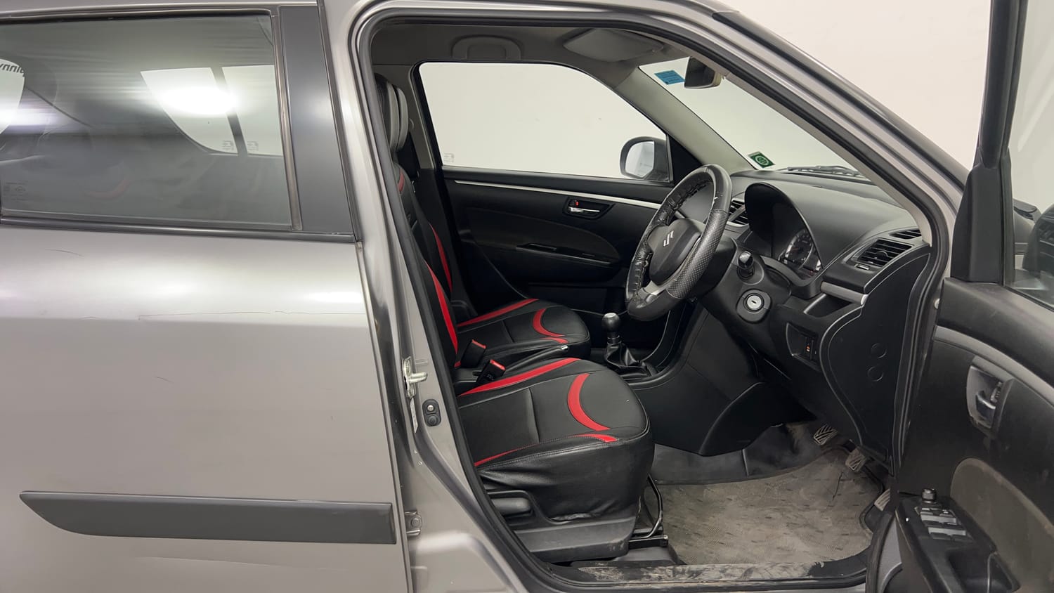 Used 2014 Maruti Suzuki Swift VXi Petrol Manual interior RIGHT SIDE FRONT DOOR CABIN VIEW