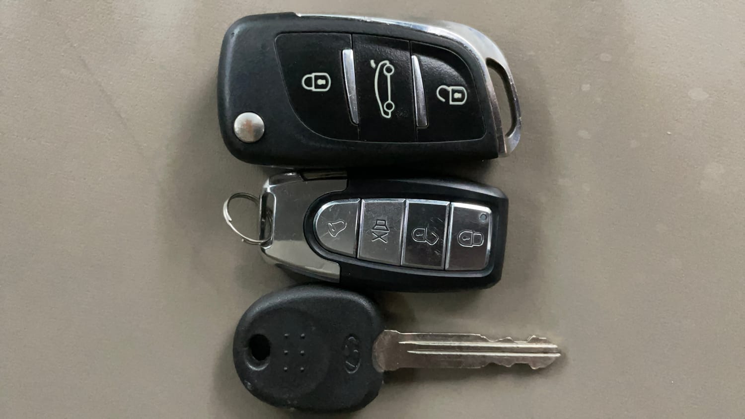 Used 2021 Hyundai Santro Magna Petrol Manual extra CAR KEY VIEW