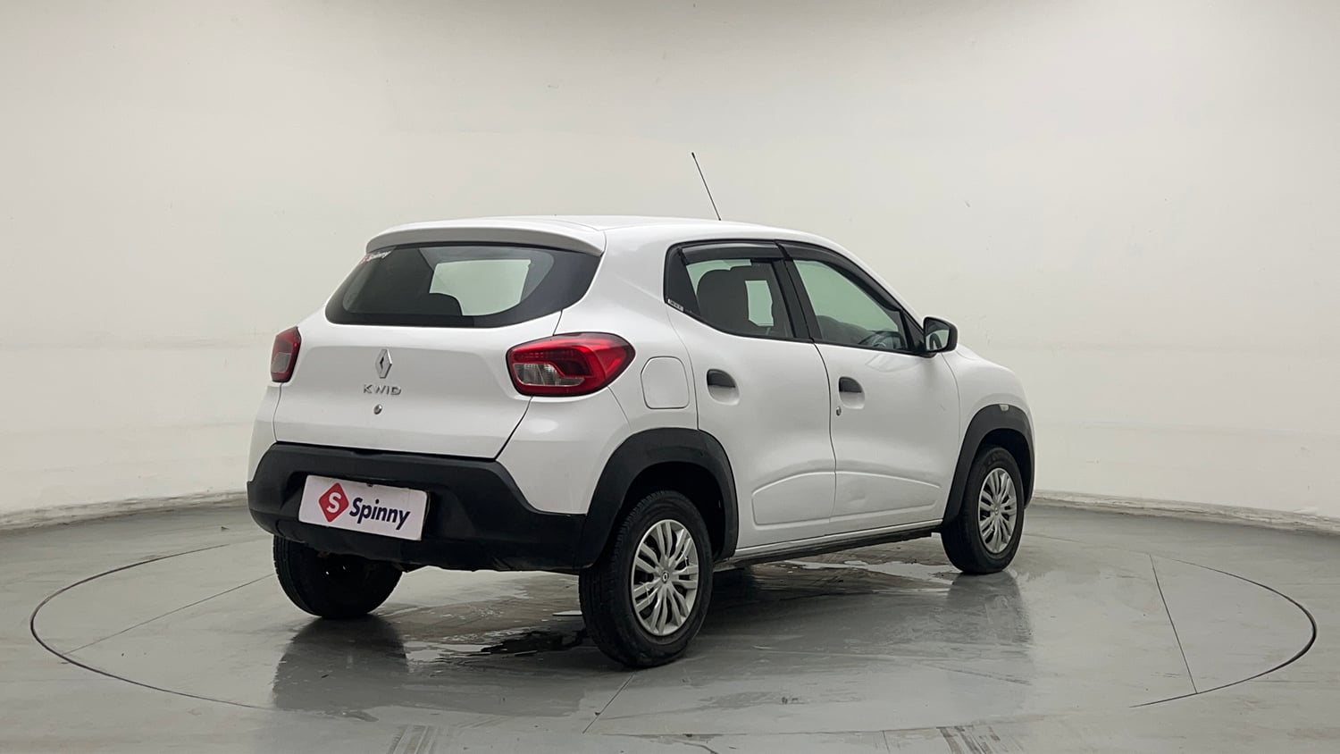 Used 2016 Renault Kwid RXT Petrol Manual exterior RIGHT REAR CORNER VIEW