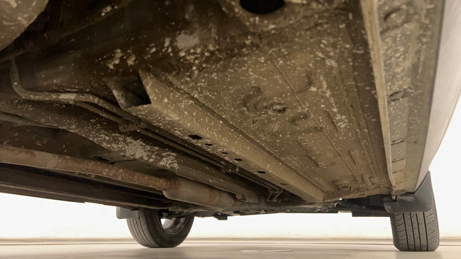 Used 2023 Nissan Magnite XV Petrol Manual extra REAR RIGHT UNDERBODY VIEW