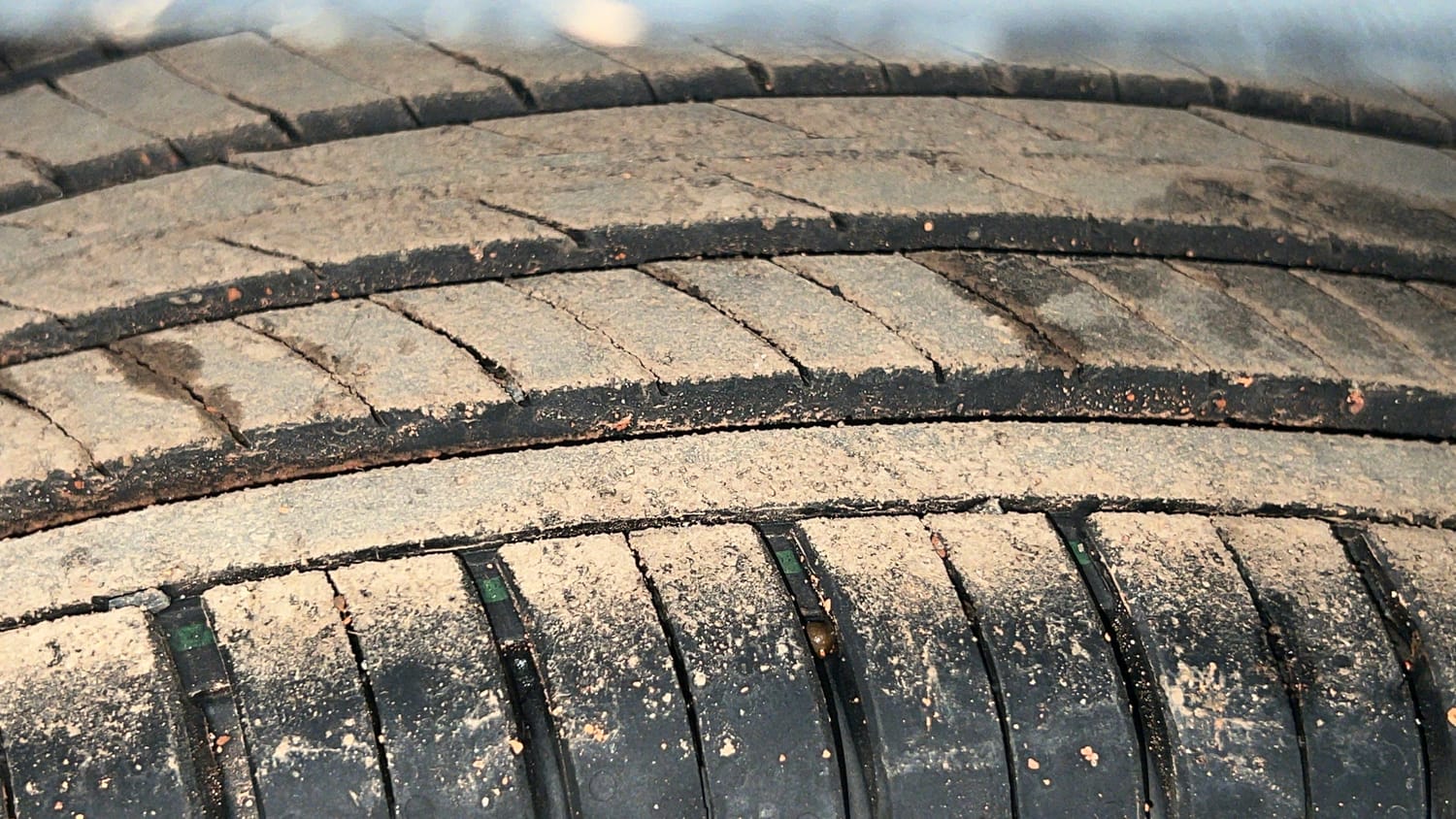 Used 2021 Nissan Magnite XV Turbo Petrol Manual tyres RIGHT REAR TYRE TREAD VIEW