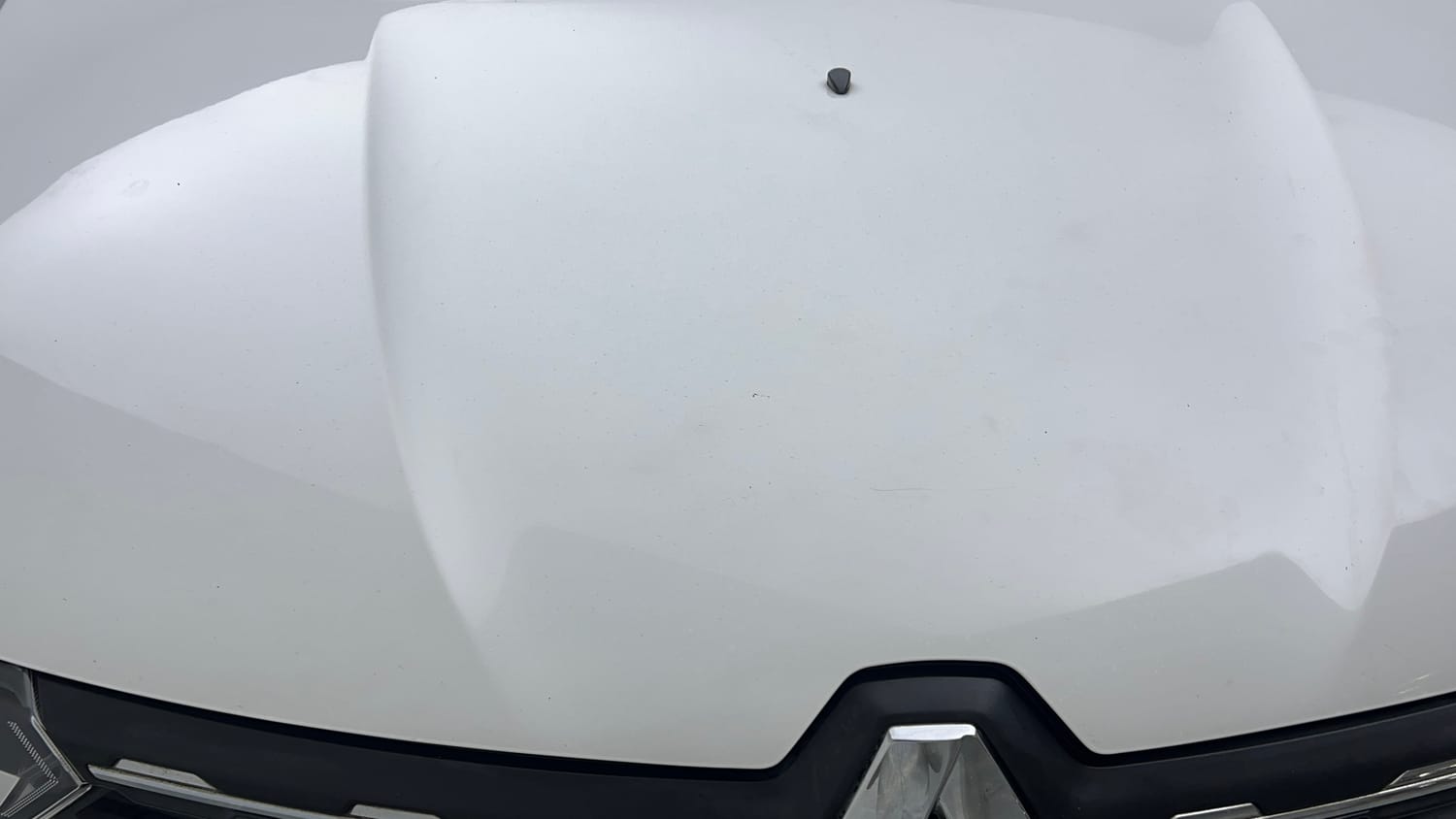 Used 2021 Renault Triber RXZ Petrol Manual dents MINOR DENT