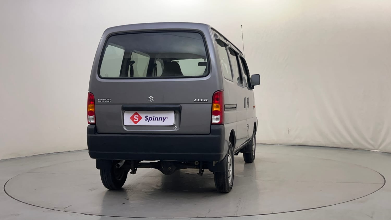 Used 2016 Maruti Suzuki Eeco 5 STR WITH A/C+HTR Petrol Manual exterior RIGHT REAR CORNER VIEW