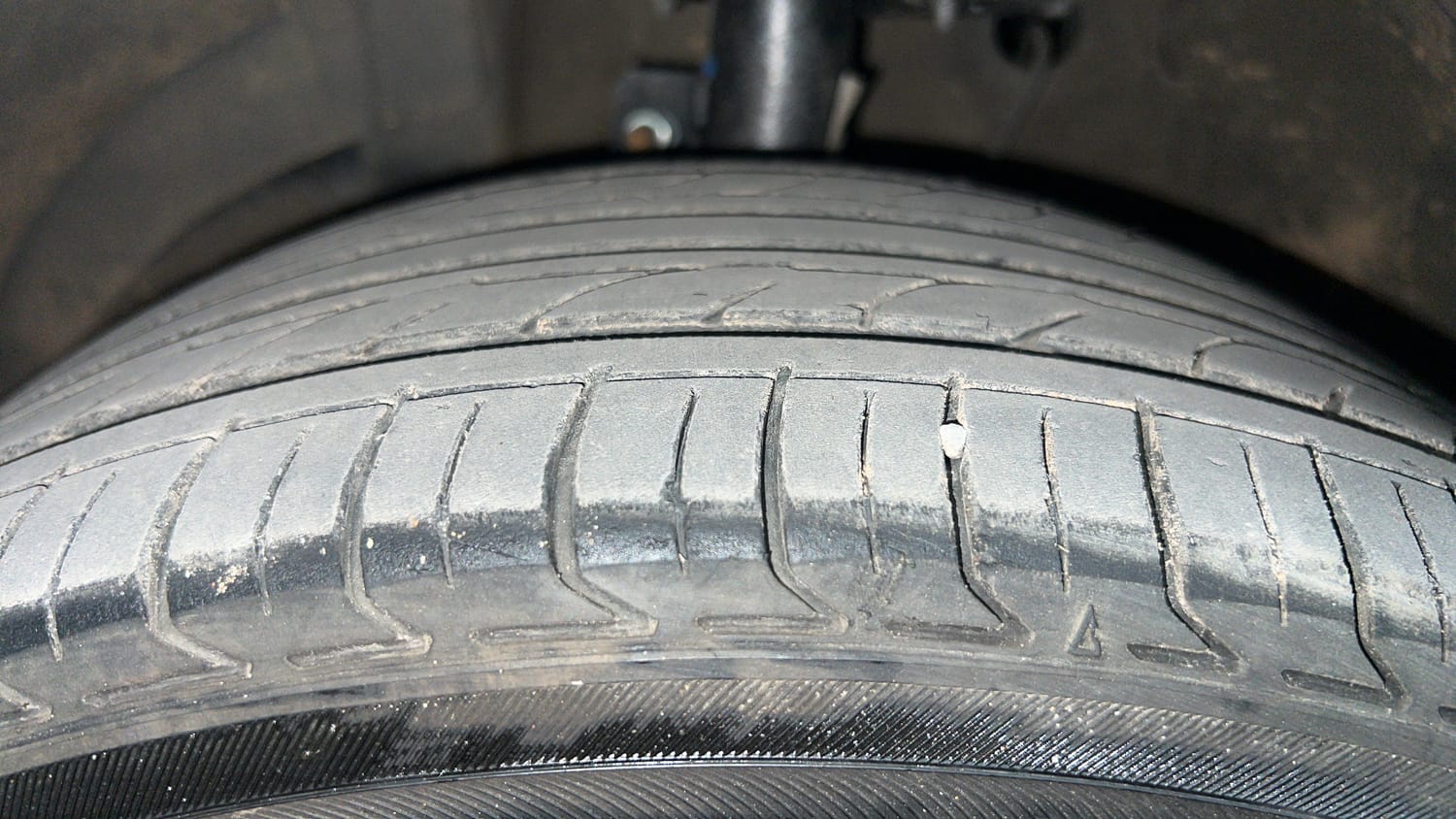 Used 2020 Maruti Suzuki Baleno Alpha Automatic Petrol Automatic tyres LEFT FRONT TYRE TREAD VIEW
