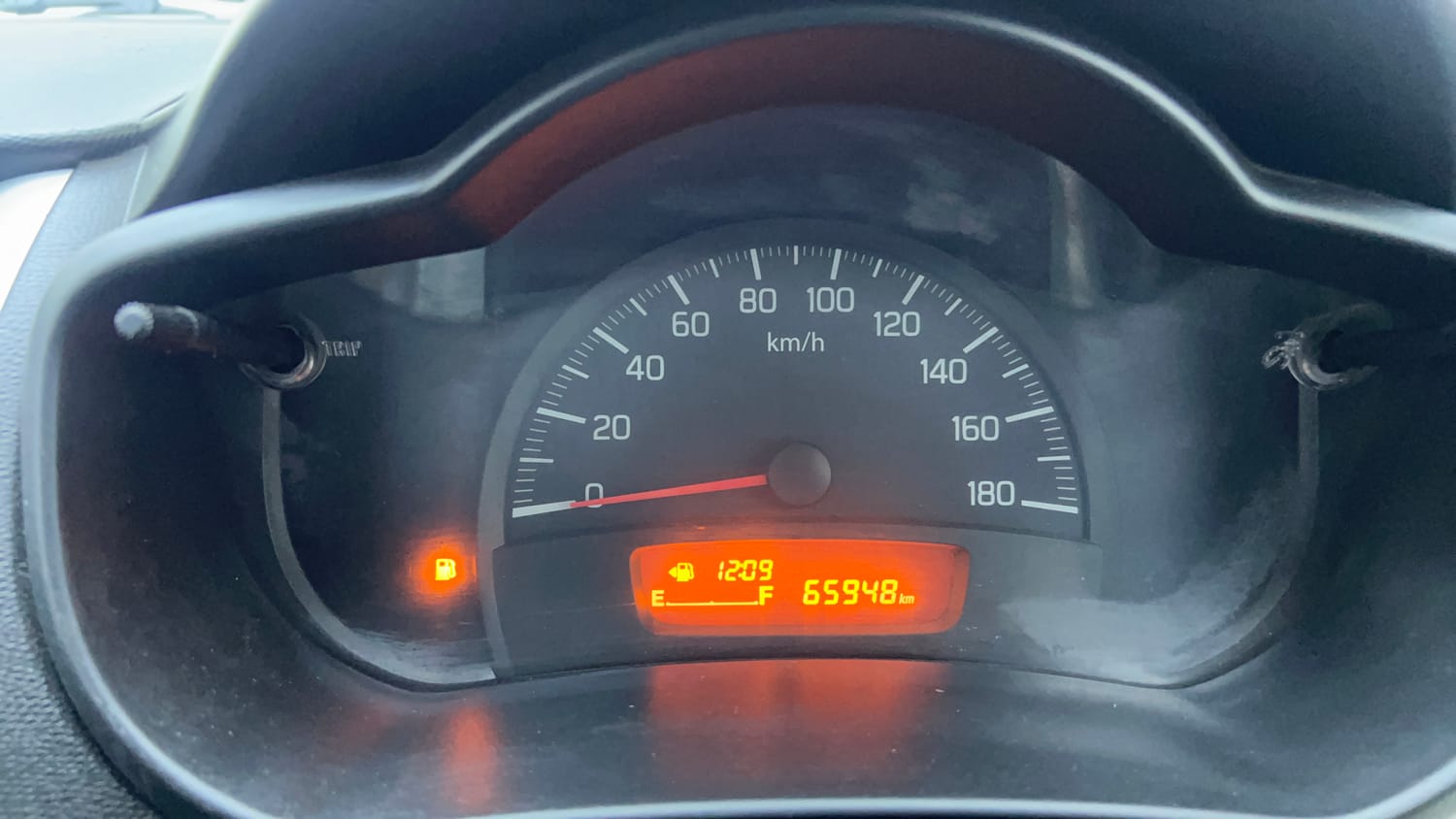 Used 2016 Maruti Suzuki Celerio VXi Petrol Manual interior CLUSTERMETER VIEW
