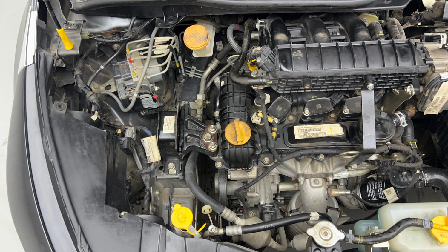 Used 2024 Tata Altroz XZ iCNG Cng Manual engine ENGINE RIGHT SIDE VIEW