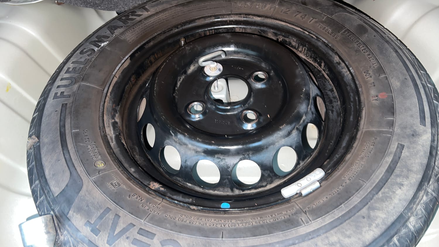 Used 2020 Maruti Suzuki Alto 800 VXi Petrol Manual tyres SPARE TYRE VIEW