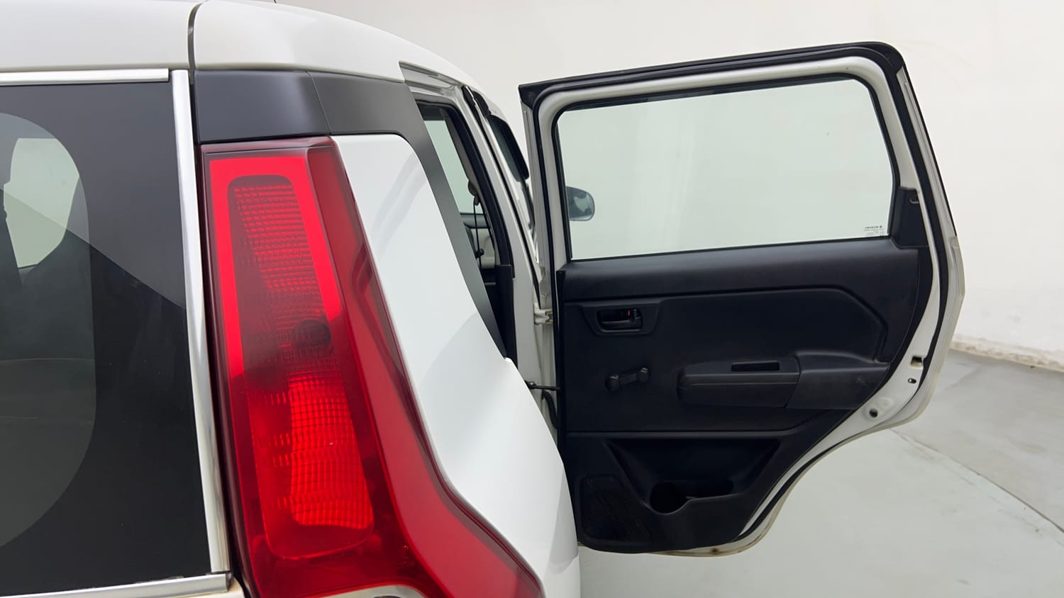 Used 2019 Maruti Suzuki Wagon R 1.0 LXi 1.0 Petrol Manual interior RIGHT REAR DOOR OPEN VIEW