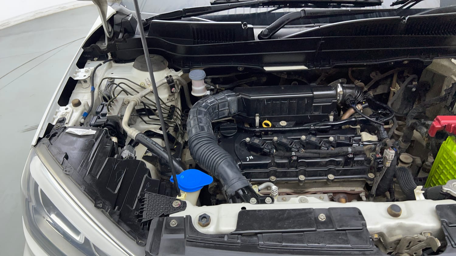 Used 2021 maruti-suzuki Vitara Brezza VXi Petrol Manual engine ENGINE RIGHT SIDE VIEW