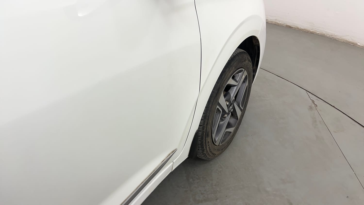 Used 2022 Hyundai Aura SX 1.2 Petrol Petrol Manual dents MINOR SCRATCH
