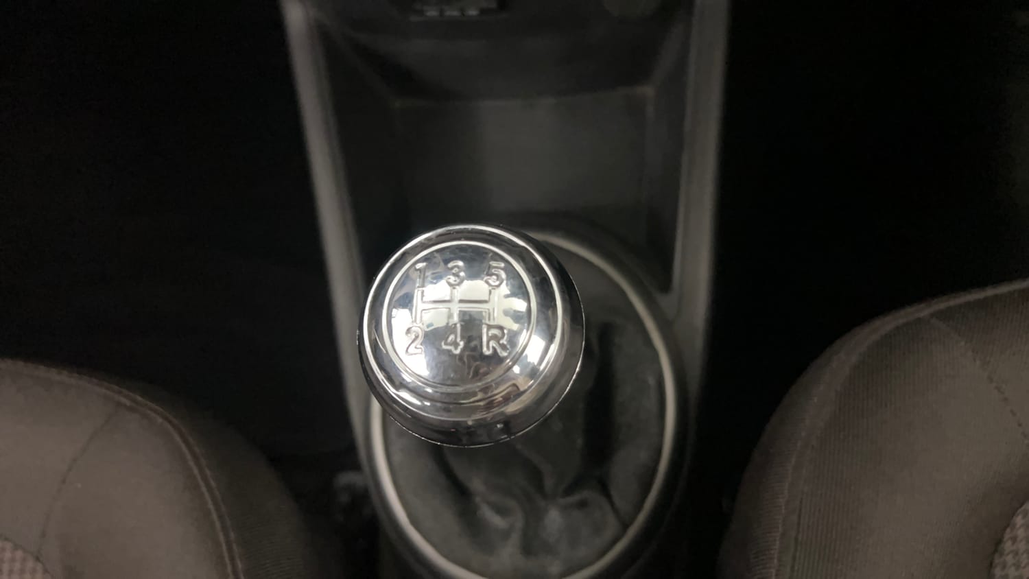 Used 2012 Hyundai i20 Asta 1.2 Petrol Manual interior GEAR  KNOB VIEW
