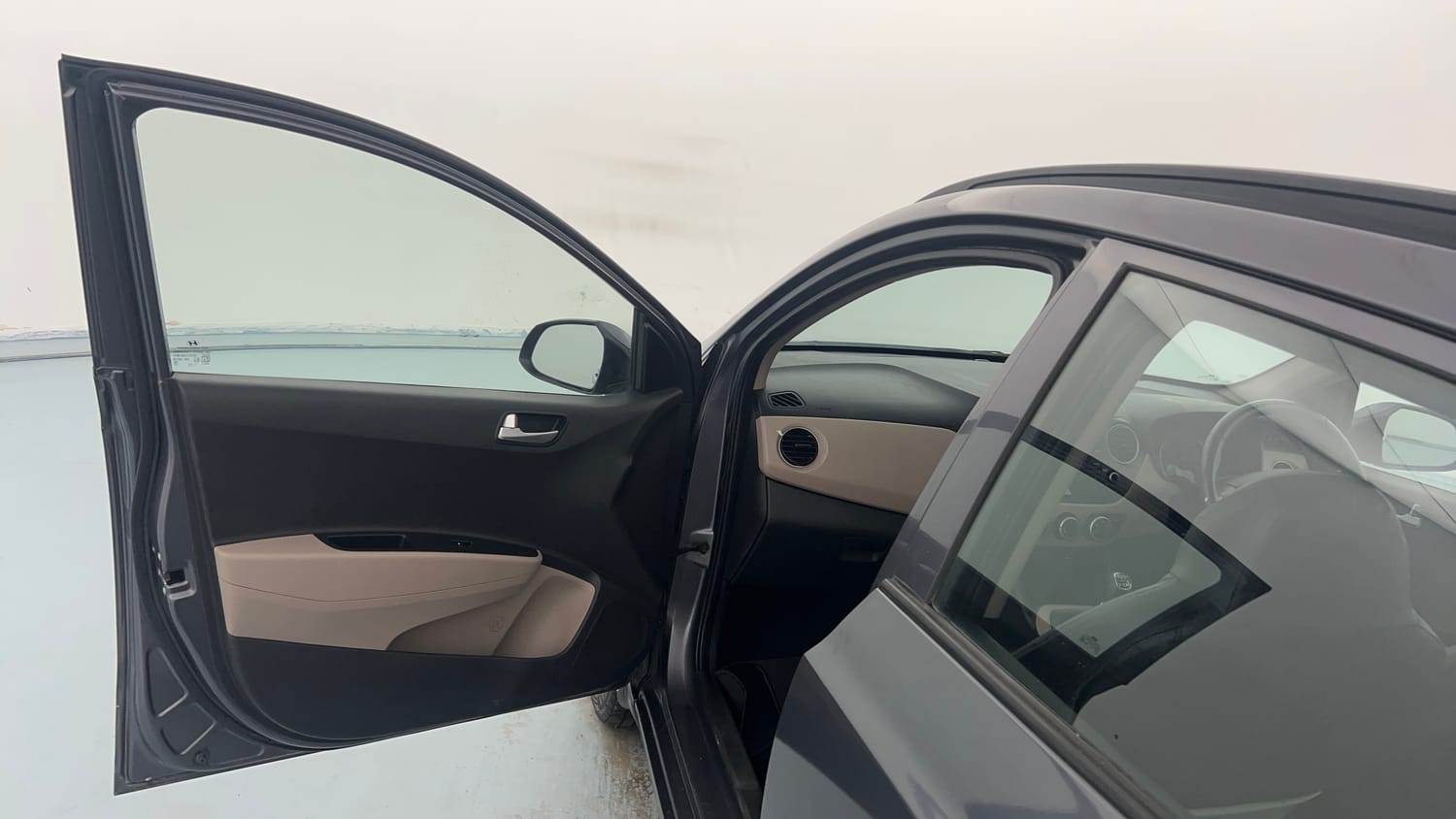 Used 2016 Hyundai Grand i10 Asta 1.2 Kappa VTVT (O) Petrol Manual interior LEFT FRONT DOOR OPEN VIEW